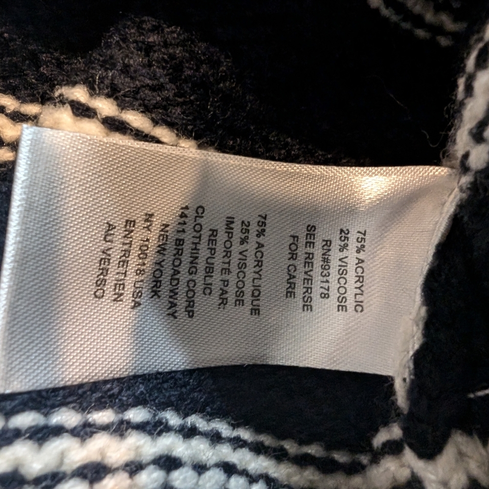 T Tahari Sweater crop Women BNWT - Picture 15 of 16
